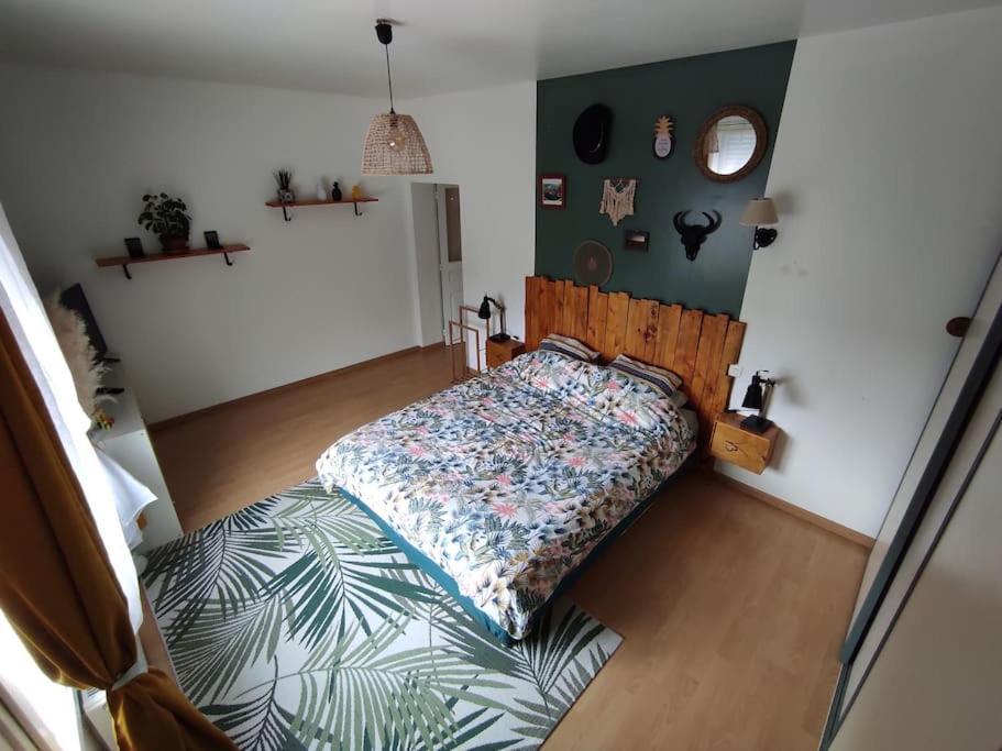 Chaleureuse Maison De Ville Avec Parking Gratuit Chinon Exteriör bild